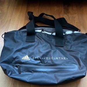 Adidas by Stella McCartney Travel/Gym Bag with removable shoulder strap USED